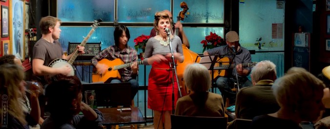 886364_780675838704608_3628039440984420362_o